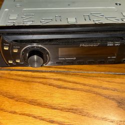PIONEER DEH-1100MP CAR STEREO