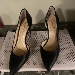 Jessica Simpson 4” black Heels 