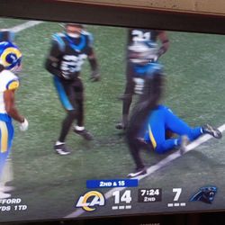 Samsung 52" 1080p TV – $50 Obo