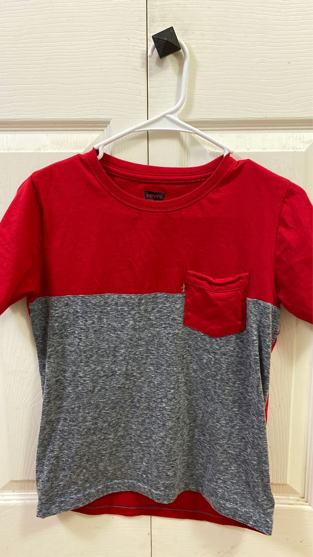 Levi’s Youth Medium