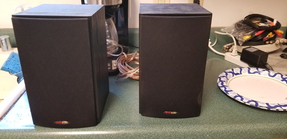 Polk audio T-15 Book shelve Speakers 
