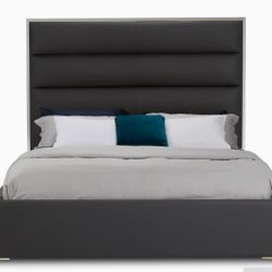 Cortina Gray  Platform Bed