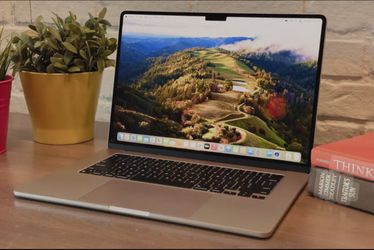 Brand New 2025 MacBook Air (Boxed) **No Trades**
