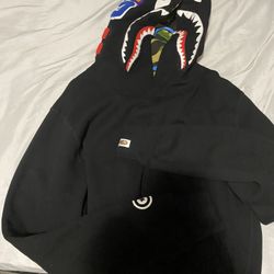 BAPE HOODIE SIZE SMALL
