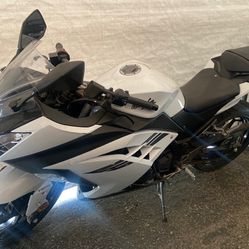 Kawasaki Ninja 350