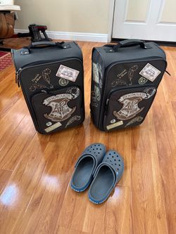 Kids luggage sets