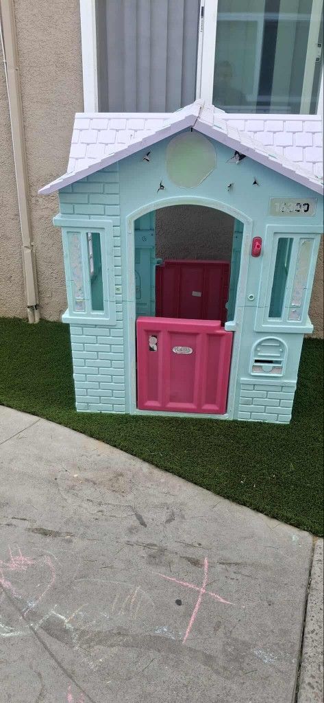 Play House 