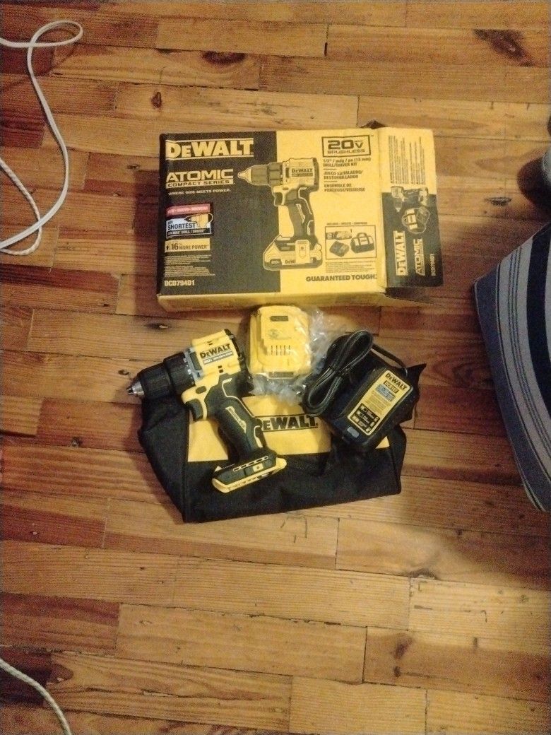 DeWalt Atomic Series 1/2 Brushless 20v Kit