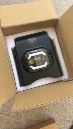 Macfox x1s plate and light