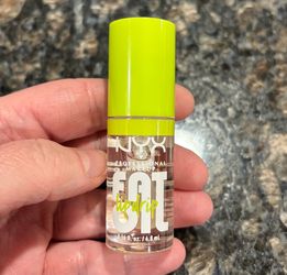 NEW NYX PROFESSIONAL FAT OIL LIP DRIP VEGAN LIP OIL IN MY MAIN $5!