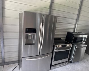 Full kitchen appliances set￼