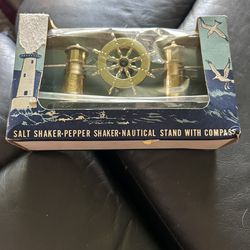 Nautical Salt And Pepper Shaker With Compass