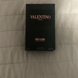 Valentino Cologne