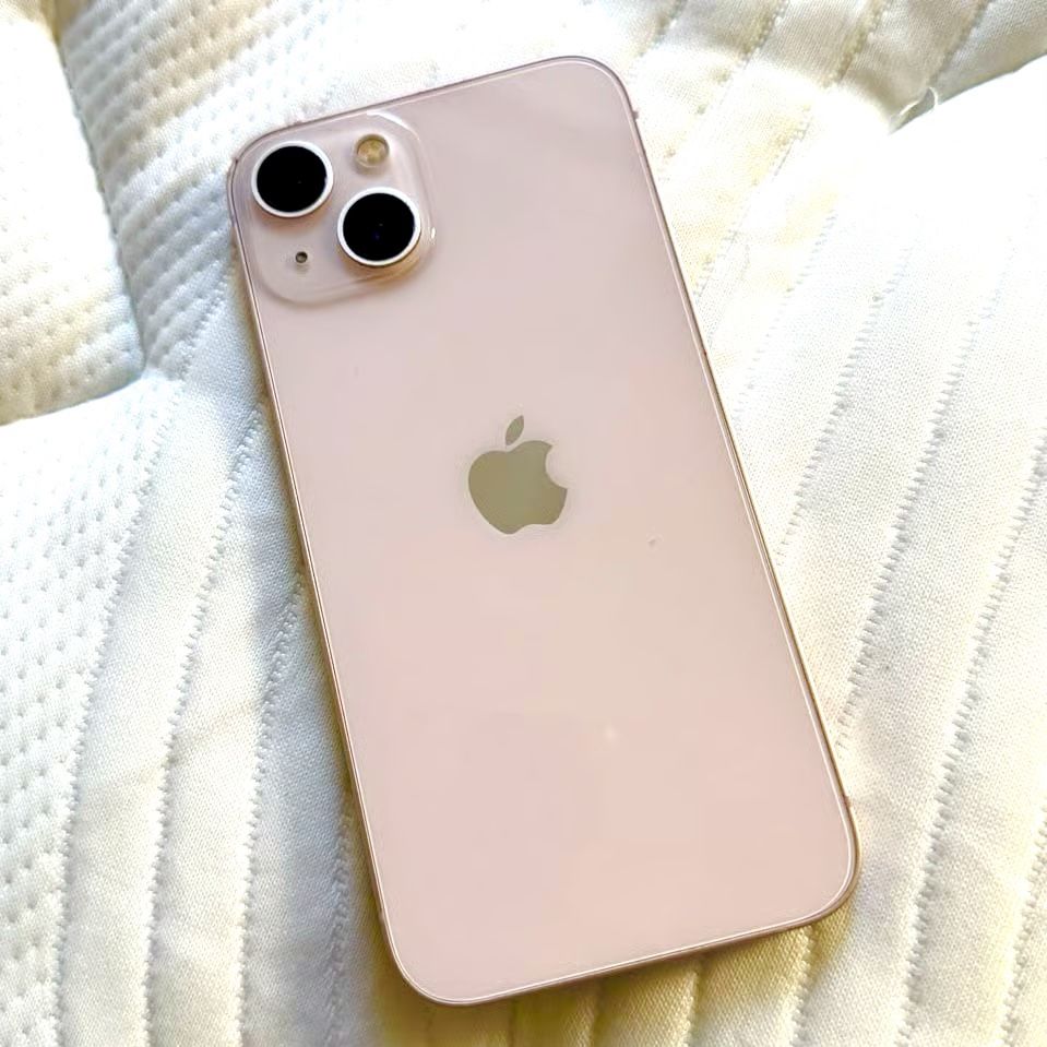 iPhone 13 Pink - 128GB Unlocked