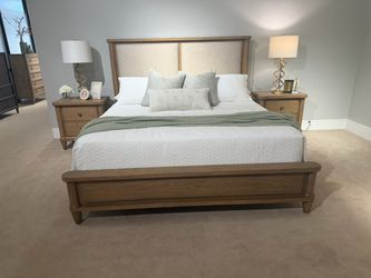 Wood and Upholstered Panel Bed bedroom set