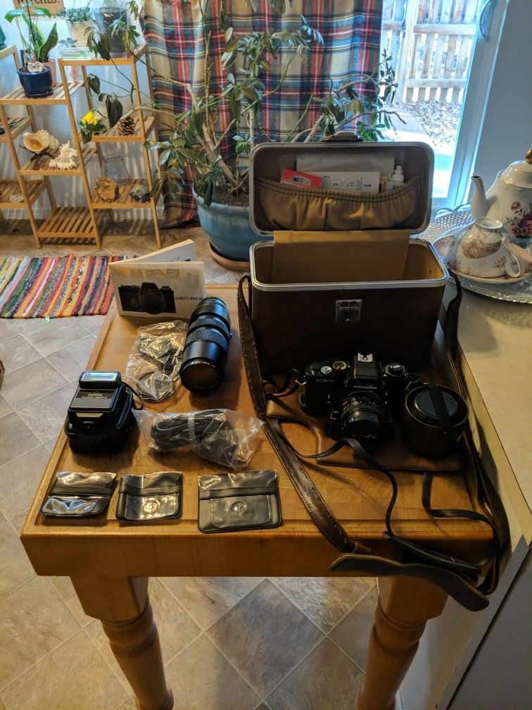 Minolta XE-7
