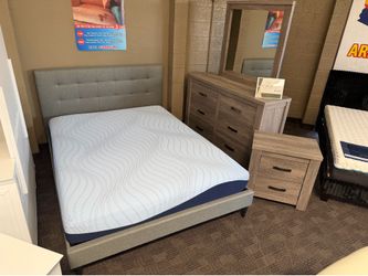 Gorgeous light gray bedroom set