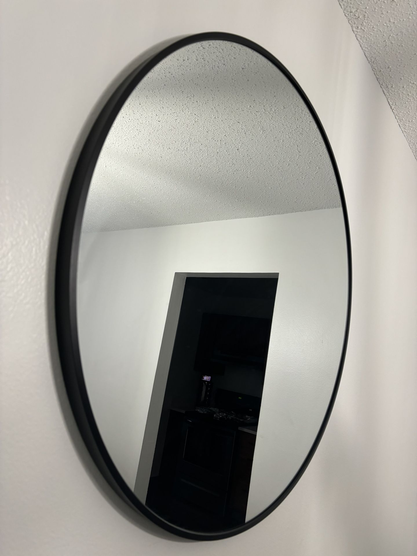 Round Wall Mirror