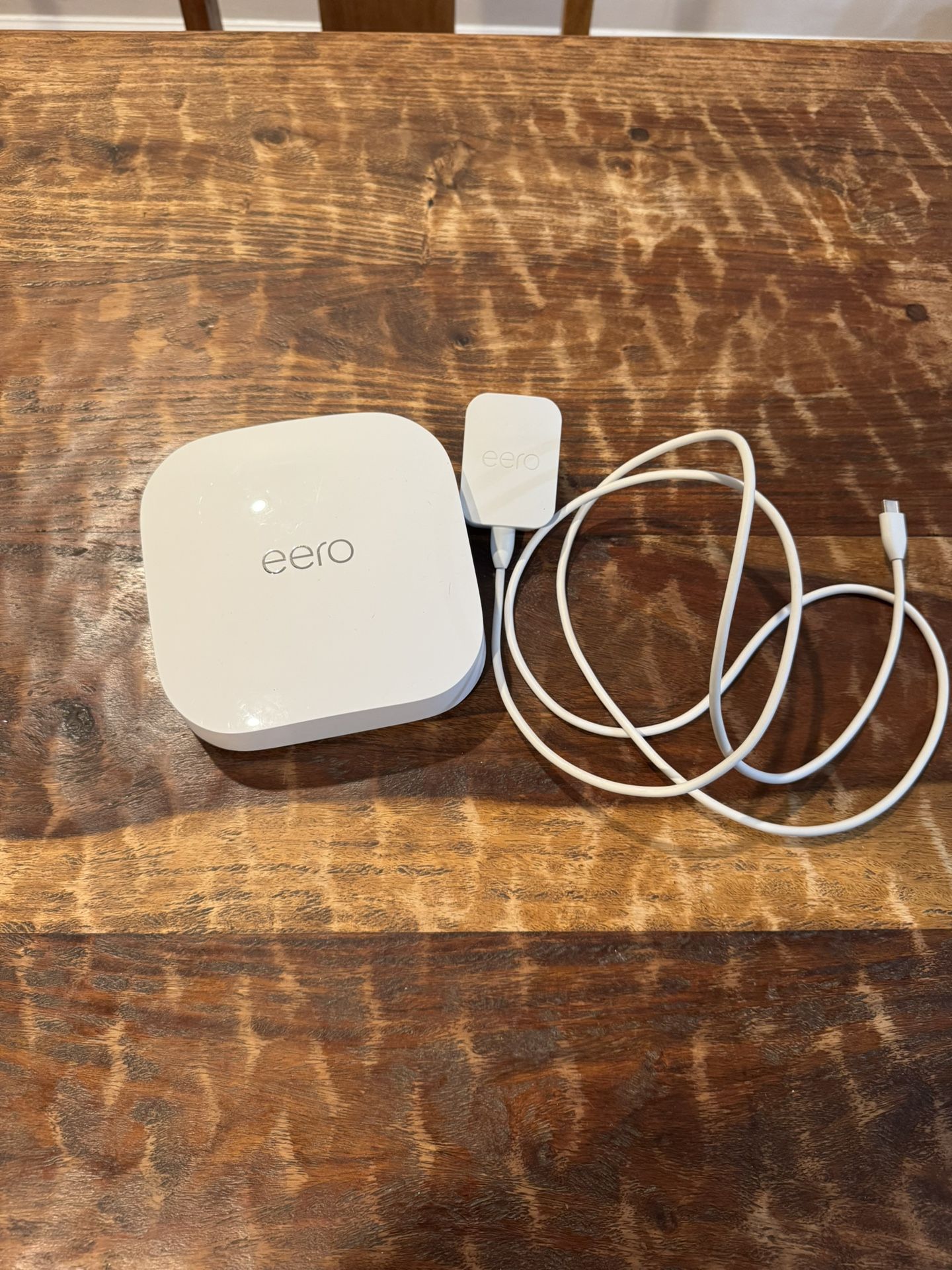Amazon eero Pro 6e