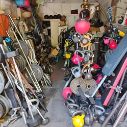 WEIGHTS AVAILABLE  : RUBBER &  STEEL DUMBBELLS • BUMPER PLATES  • OLYMPIC PLATES • BATTLE ROPES •  5-6-7  FOOT BARBELL BARS  • EASY CURL BARS • WALL B