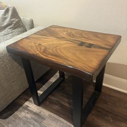 Coffee Table And End Table (living Room Set) 