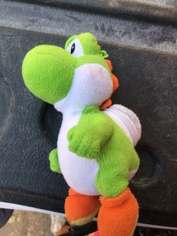 Yoshi Keychain