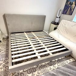 Saatva Rhodes King Bedframe with Headboard