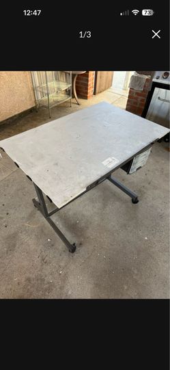 Art Desk, Level Adjustable