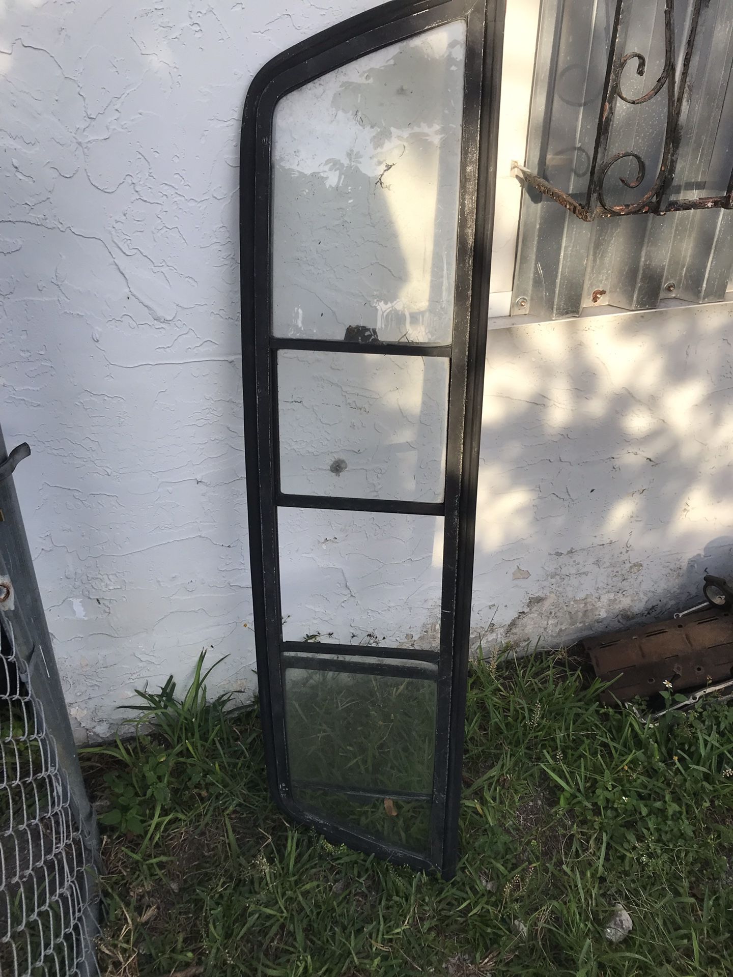 1985 C10 sliding rear glass