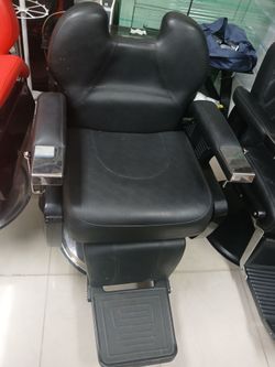 Barber chair