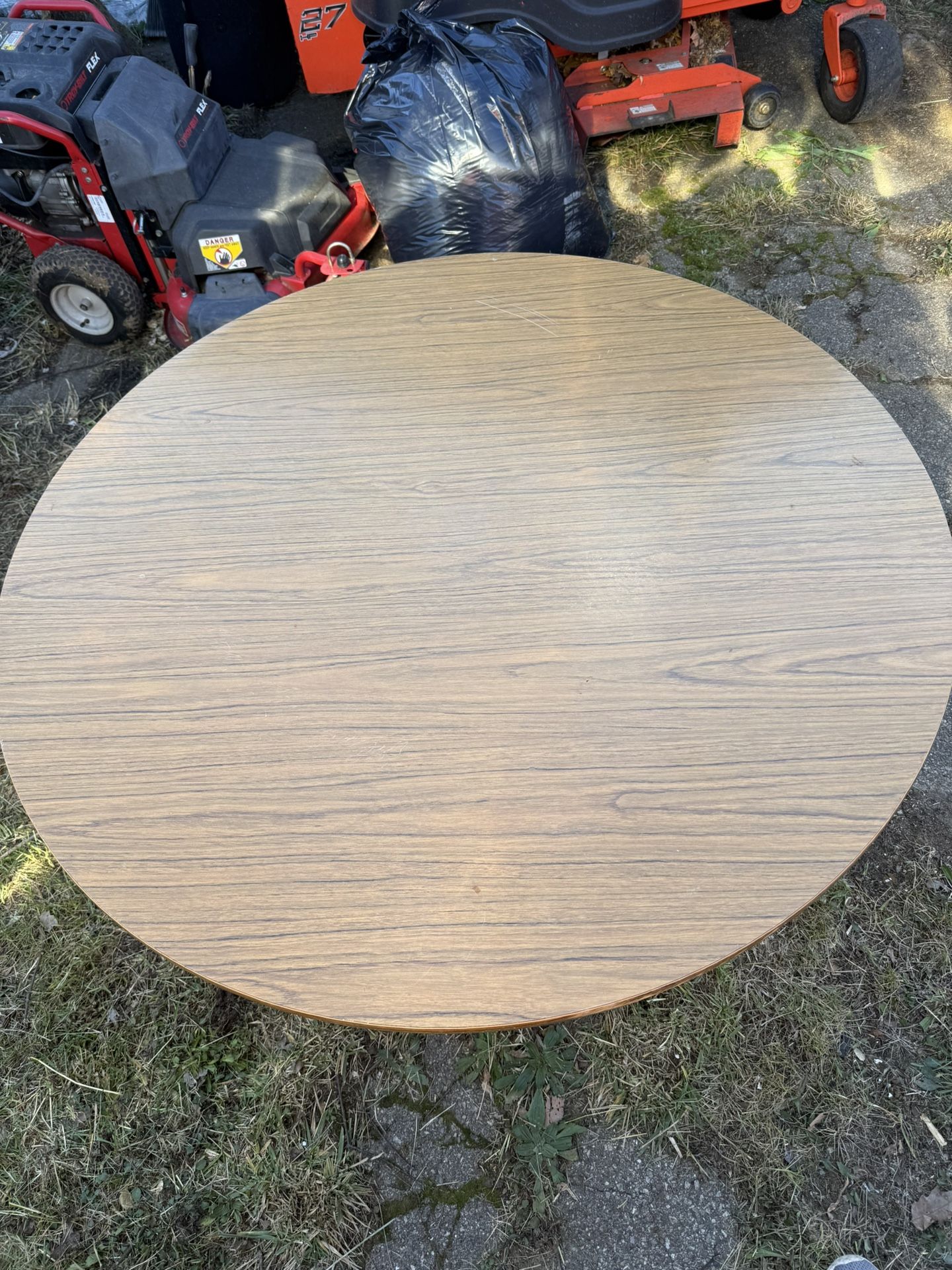 Table With (4) Chairs