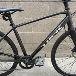 Trek Fx3 , Medium Frame, hydrid Road Bikes