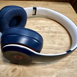 Beats Solo 3 Navy Club Collection 