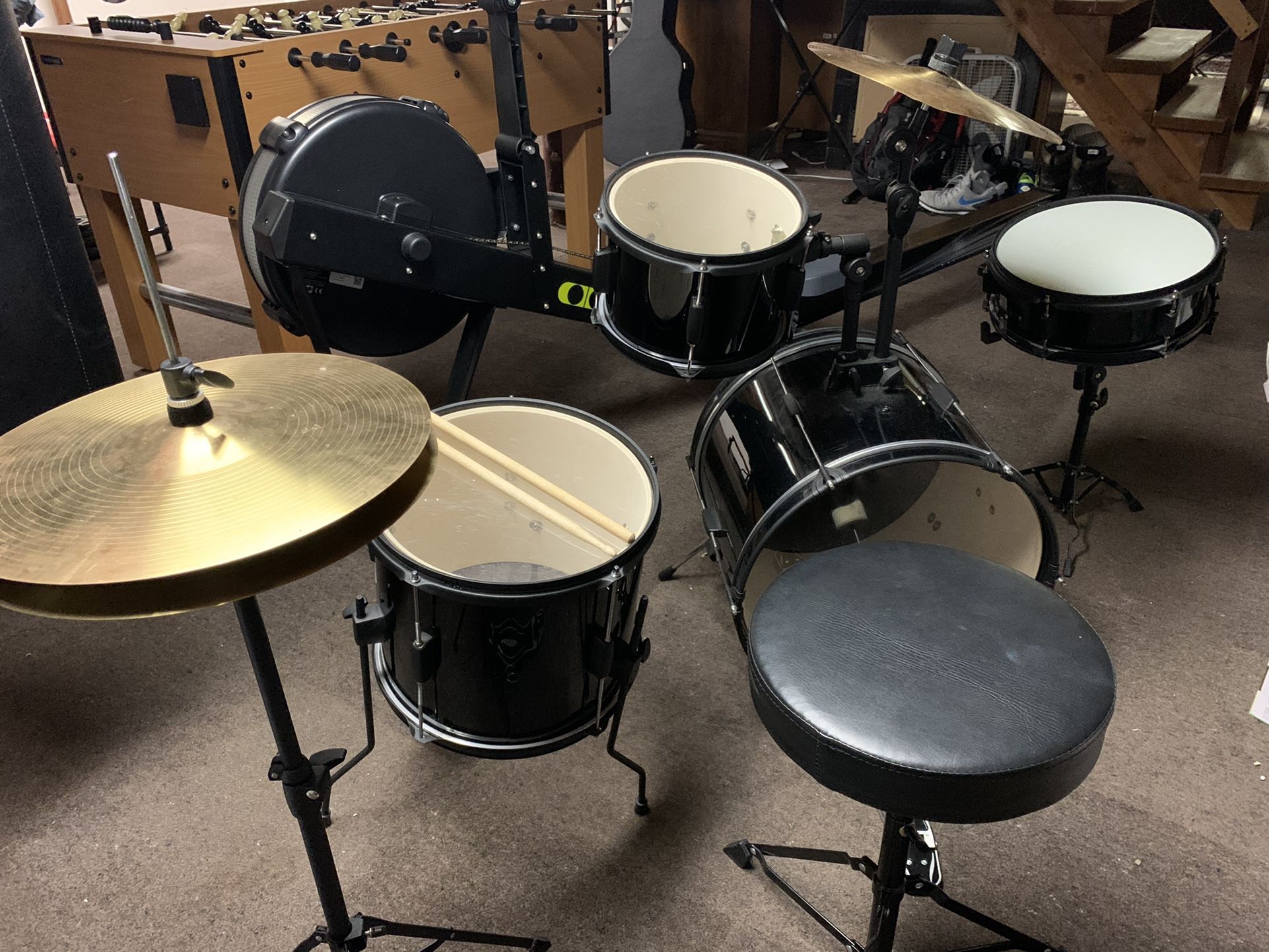 Rogue 4-Piece Complete Drumset Jet Black