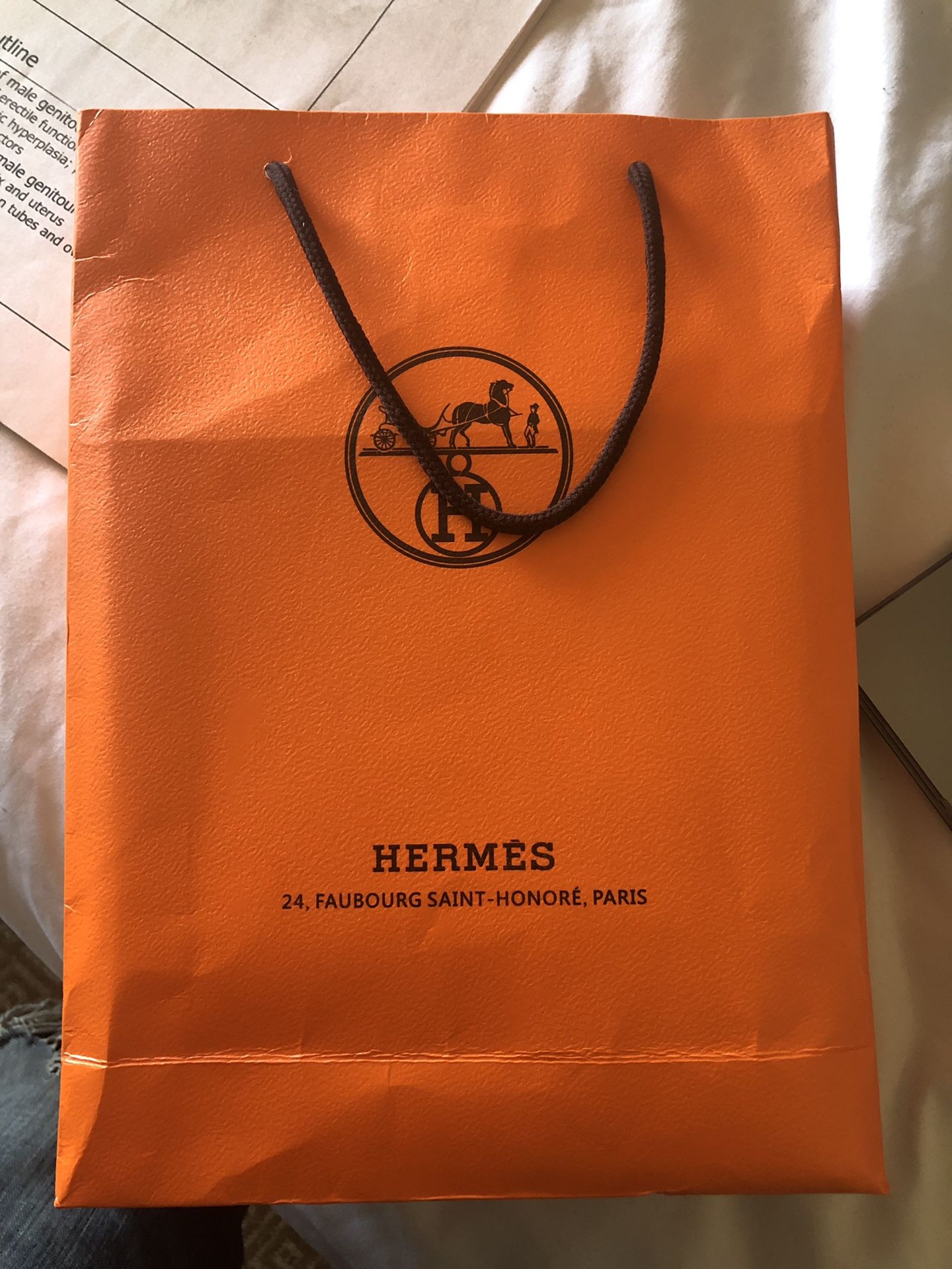 Hermès belt Paris! With all bags! Authentic. Like new.
