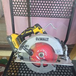 Dewalt Cordless Circular Saw