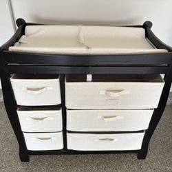 Changing Table With Dresser With Baskets