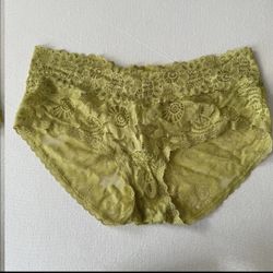 Women’s Lace Panties
