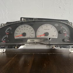 00-01 Harley Davidson F150 Gauge Cluster 