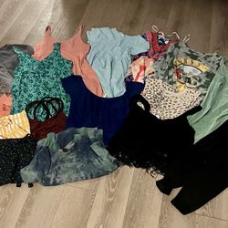 Women’s Clothing 