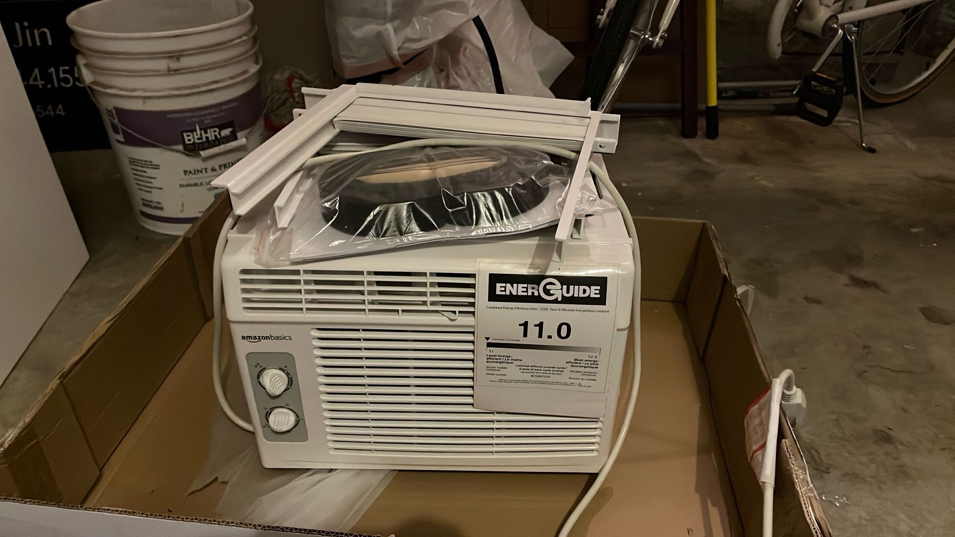 NEW Amazon basics window AC unit 5000 BTU