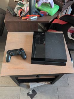 Sony PlayStation 4 Console with Controller