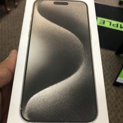 Apple iPhone 15 Pro Max 1Tb Unlocked Natural Titanium New With  12 Months Apple 🍎  Warranty 