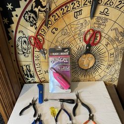 - [ ] Sewing Supplies (tools 13 PCS)