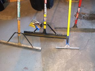 Floor Squeegee.