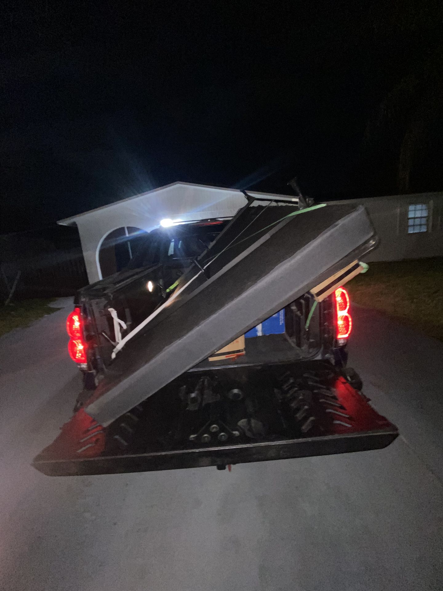 Queen low box spring and metal frame