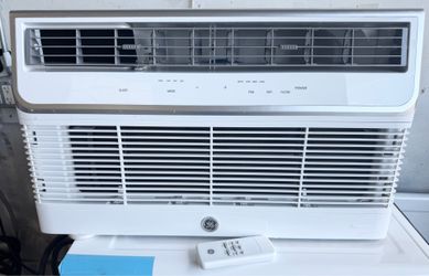 NEW AC 10,000 BTU 115V 26" Built-In Air Conditioner