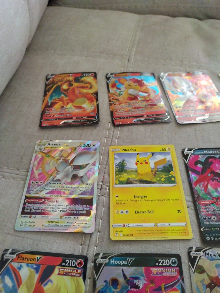 Brand New Pokemon Cards Pulled From The Pack