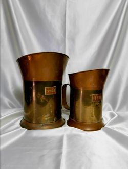 Vintage set of two copper and brass graduated pitchers Etan Allen 8.5",7"Israel