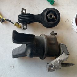2015 Honda Civic 1.8 Motor Mounts